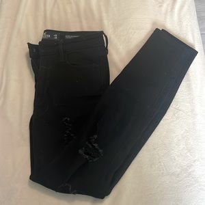 Hollister High-Rise Crop Super Skinny